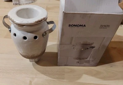 Sonoma Life Style Scented Wax Cube Outlet Warmer - Image 1 of 2