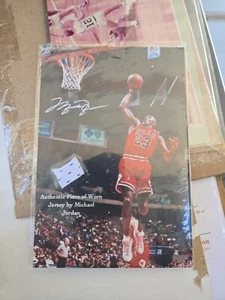 1997-98 Authentic Piece Of Worn Jersey By Michael Jordan - Bild 1 von 5