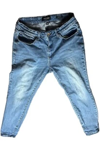 Judy Blue Women’s 14W Skinny Jeans High Rise Medium Wash Blue Denim JB8859 - Picture 1 of 7