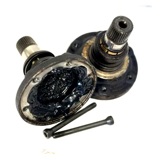 VW MK4 MK5 MANUAL TRANSMISSION 1.9L TDI 02J/EGR AXLE FLANGE MOUNTING CUPS PAIR - Picture 1 of 8