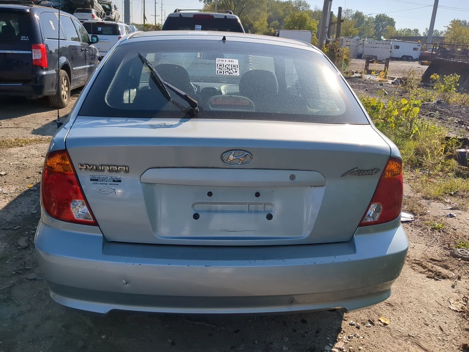 2003-2006 Hyundai Accent Trunk/decklid/hatch/tailgate Oem D9F6U Foto 1 de 4