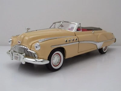 Buick Roadmaster Convertible 1949 Crema Modellino 1:18 MotorMax - Immagine 1 di 4