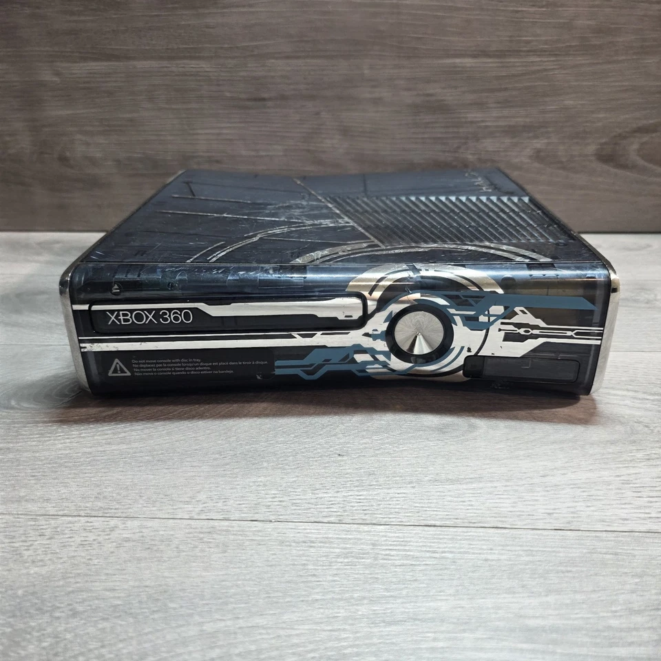 Xbox 360 Halo 4 Edition 320gb - Consola y cable de alimentación solamente - probado funcionando Foto 1 de 4