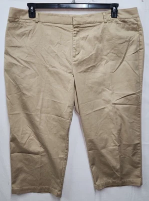 Dockers Woman Retro Capri Pants Size 24W Khaki EUC!! - Image 1 of 4