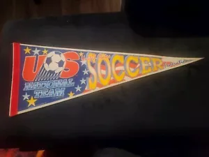 RARE WINCRAFT 1991 SOCCER FOOTBALL PENNANT TEAM U.S.A. National Team Federation - Picture 1 of 3