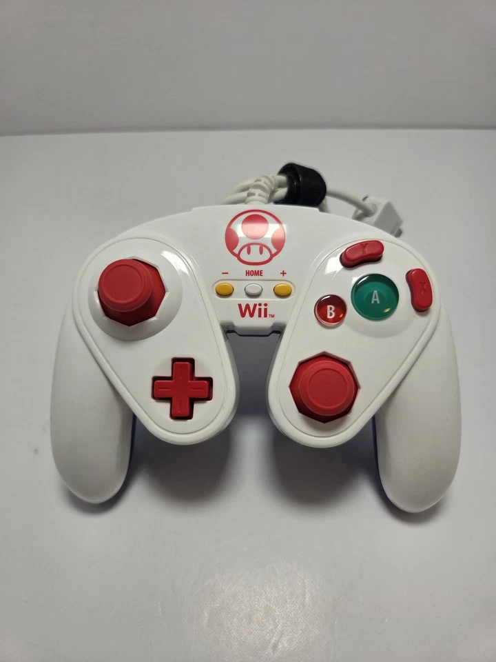 Mario Fight Pad Classic Controller  Nintendo Wii U Wired GameCube 085-006 Toad - Image 1 of 4