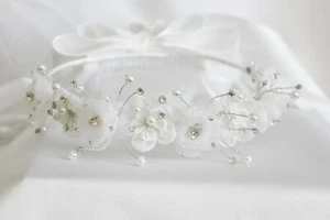 "Cabezal de tul con capas de velo blanco para niñas 1a Comunión Pascua 20" - Imagen 1 de 2