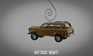 Vintage Style 1981 Custom AMC Jeep Wagoneer Christmas Ornament 1/64 Scale Adorno - Picture 1 of 10