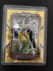 Selecciones de draft Panini Gold Ice Prizm 2023 - #6 Amon-Ra St. Brown Gold - Imagen 1 de 2