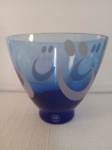 Vaso Ostgotabowl blu smerigliato prodotto in Svezia - Foto 1 di 4