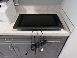 WACOM CINTIQ 22HD | DTK-2200 | NO PEN OR BASE | Does not Boot | READ! #27 - Picture 1 of 8