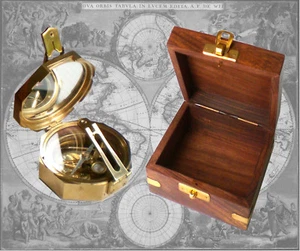 Brújula, brújula de latón, 8 esquinas, en caja de madera noble (3) - Imagen 1 de 1
