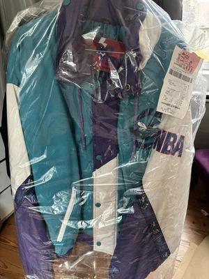 Veste Capuche Charlotte Hornets Vintage 90’s Originale Taille L Prête À Porter - Photo 1/4