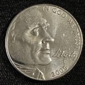 2005-D Jefferson Nickel, Lightly Circulated, Strong Luster! 05-0101 - Picture 1 of 7