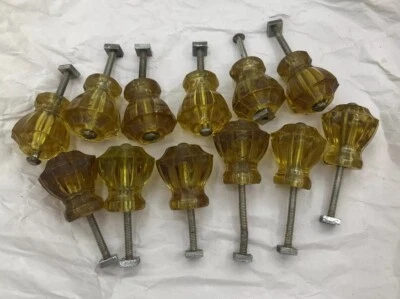 12 piezas perillas de vidrio ámbar facetado antiguas cara 1 1/4" herrajes originales mantequilla escocesa Foto 1 de 4