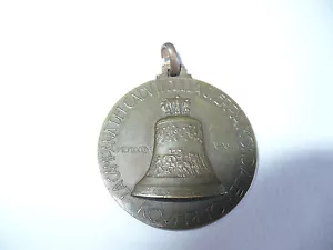 MEDAGLIA COMMEMORATIVA LA CAMPANA DEI CADUTI DELLA GUERRA MONDIALE ROVERETO 1939 - Foto 1 di 1