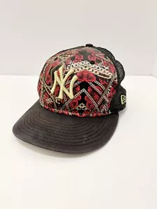 Gorra New York Yankees New Era Rosa Cadena Floral 9Fifty Snapback Camionero Malla Gorra - Imagen 1 de 12