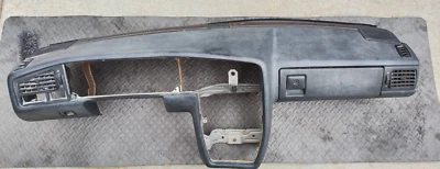 Salpicadero Volkswagen Corrado 1992-1995 negro OEM VR6 Foto 1 de 4
