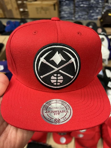 Mitchell & Ness Denver Nuggets SnapBack red hat Official Licensed Cover