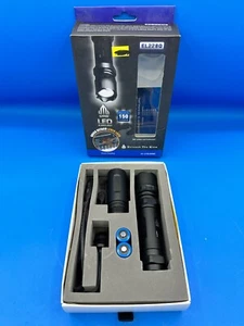 NOS UTG LT-EL228Q Taktische Taschenlampe mit Quick Detach Mount *LESEN* - Bild 1 von 3