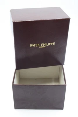Patek Philippe Nautilus outer carton box 3700 - Image 1 of 4