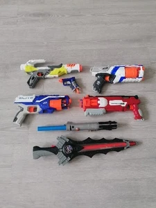 Nerf Gun Sammlung mit Pfeilen - Bild 1 von 1