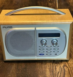 Pure Evoke 1s DAB, AM/FM Radio with Power supply Working but with Screen Issue - Picture 1 of 10