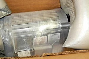 Baldor VRBM3542 MOTOR - Picture 1 of 4