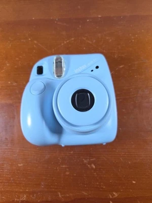 Fujifilm Instax Mini 7+ azul claro no funciona solo para piezas Foto 1 de 4