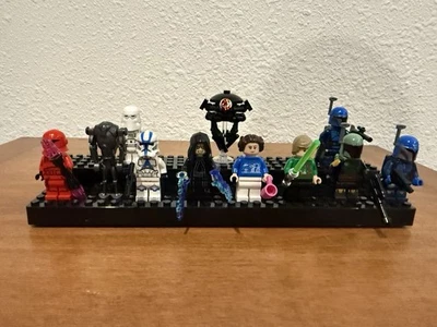 LEGO Star Wars Minifigures Lot of 11 - Very Good Condition- 👇See Description👇 - Image 1 of 3