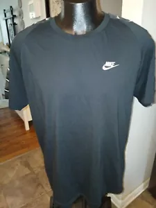 T-shirt Nike nera stampa manica unica taglia XL - Foto 1 di 6