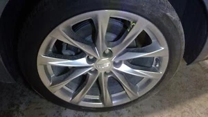 Roue d'occasion 2024 Cadillac CT5 10 rayons 5 pattes - Grade B - Photo 1 sur 2