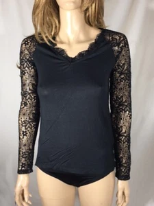 Top donna nuovo con etichetta INC pizzo manica lunga scollo a V nero taglia M - Foto 1 di 6