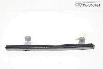 2003 - 2009 HUMMER H2 前右门窗玻璃导轨通道原始设备制造商 — 第 1/4 张图片