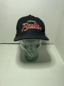 Vintage Chicago Bulls Script Snapback Sports SpecIalties Black Hat USED CAP NBA - Picture 1 of 9