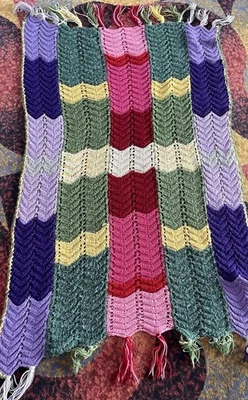 复古阿富汗毯 70 年代扔 60x72 雪佛龙钩针 Ooak 奶奶干净! Zigzag — 第 1/4 张图片