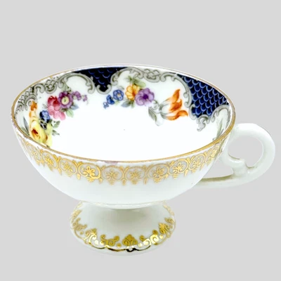 Antique Royal Vienna Austria Demitasse Pedestal Cup c1900 Beehive Shield Mark - Image 1 of 4