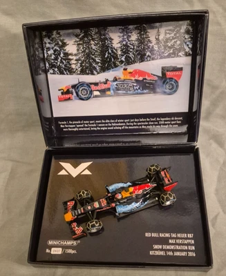 MINICHAMPS 1/43 Red Bull RB7 Snow Demonstration Run Max Verstappen 2016 - Image 1 of 4