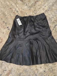 Nueva Falda Dana Buchman Negra Piel de Cordero Suave Talla 12 Nueva con Etiquetas Hasta la Rodilla De Colección - Imagen 1 de 9