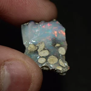 White Opal Rough 5.00 CTS, Ethiopian Welo Opal Raw Gemstone For Jewelry - Picture 1 of 5