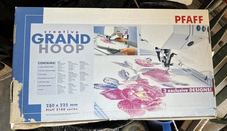 Pfaff Creative Grand Hoop 2100 Series 250 x 225mm - Image 1 of 3