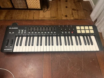 M-Audio Oxygen 49 MKIV USB MIDI Keyboard Controller – 49-Key – Good Condition P3 - Image 1 of 4