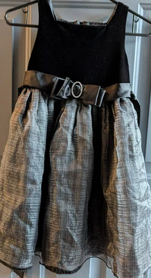 Christmas Holiday Occasion Dress with Sequence Size 6X - Image 1 of 4