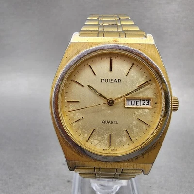 Seiko Pulsar Watch Men 37mm Gold Dial Gold Tone Daydate Y143-X003 New Battery - Image 1 of 4