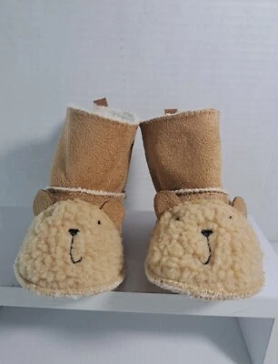 Botines de invierno bebé GAP beige 3-6 meses nunca usados Foto 1 de 4