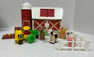 VINTAGE FISHER PRICE COUNTRY BAUERNHOF SCHEUNE SILO TIERE & KLEINE MENSCHEN SPIELSET - Bild 1 von 6