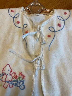 甜美 40 年代复古婴儿柔软棉法兰绒夹克刺绣精美蕾丝边娃娃 — 第 1/4 张图片