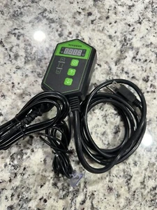 VIVOSUN Replacement Digital Controller with Thermostat 40-108°F for Heating Pad - Picture 1 of 5