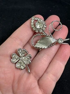 Lot of 2 Flower Clear Rhinestone Shamrock DODDS Vintage Silver Brooch Pin M-6982 - Picture 1 of 4