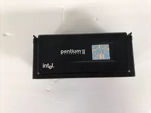 TESTED GOOD VINTAGE INTEL PENTIUM II 266MHZ SLOT 1 CPU WITH HEATSINK RM4-BIN37 - Picture 1 of 5